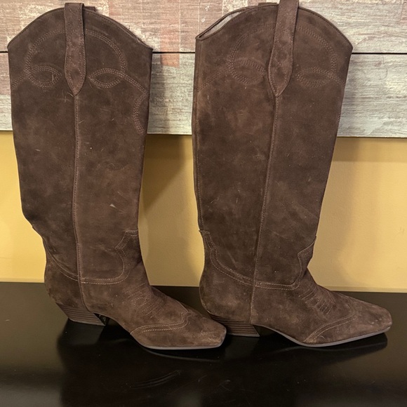 Steve Madden Shoes - Steve Madden Dark Brown Suede Heeled Boots